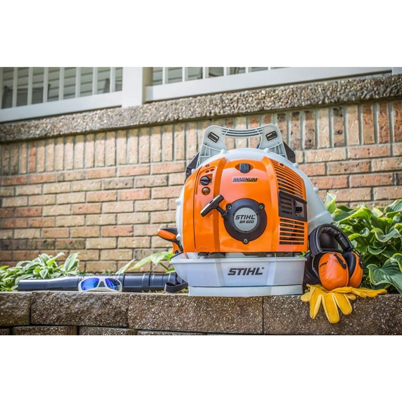Stihl BR 600 All-In-One Backpack Blower 3 Stihl BR 600 All-In-One Backpack Blower
